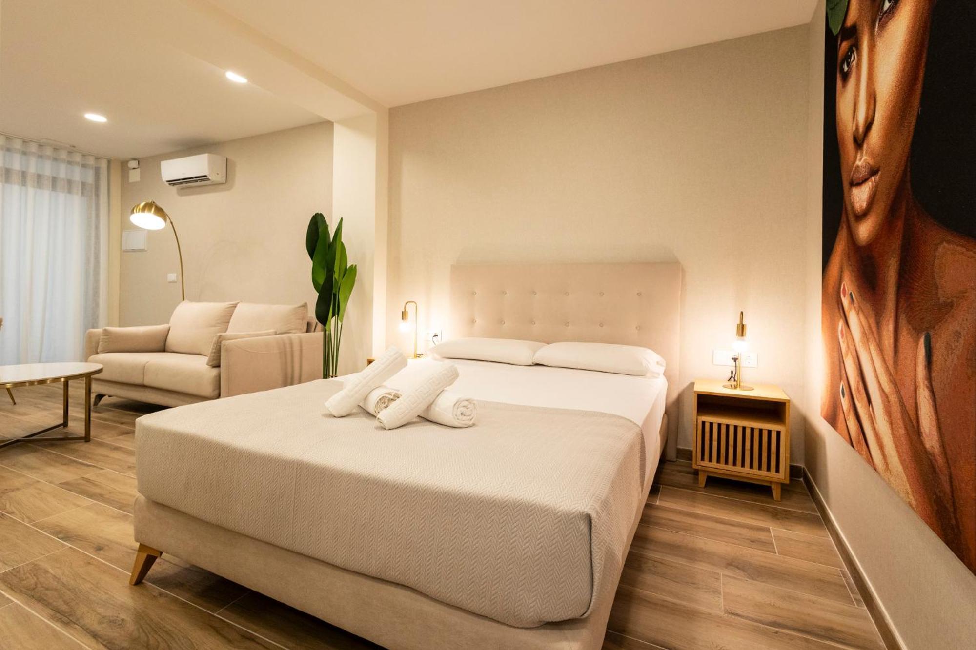 Cortes Suites By Concept Flats Walencja Zewnętrze zdjęcie