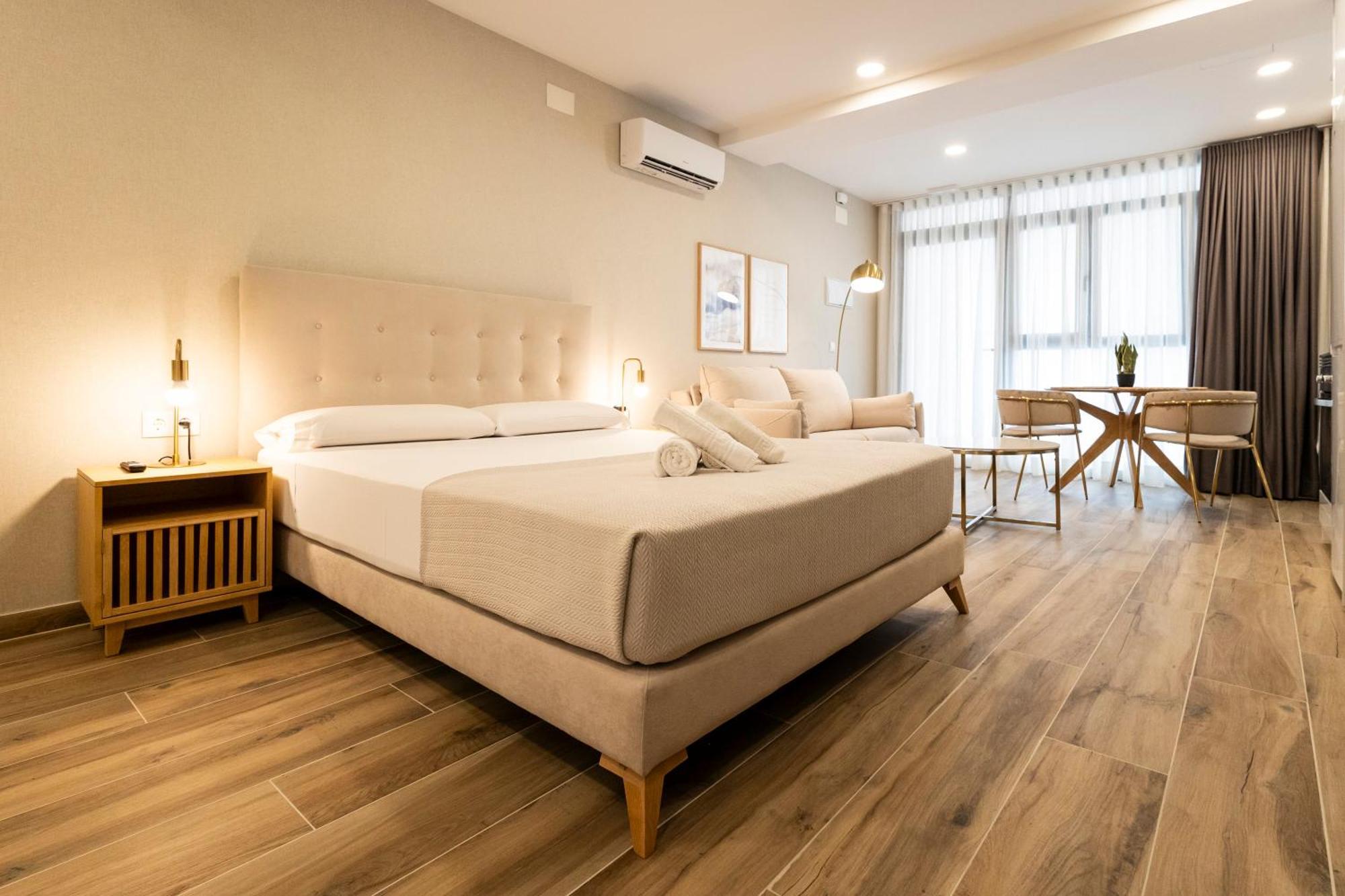 Cortes Suites By Concept Flats Walencja Zewnętrze zdjęcie